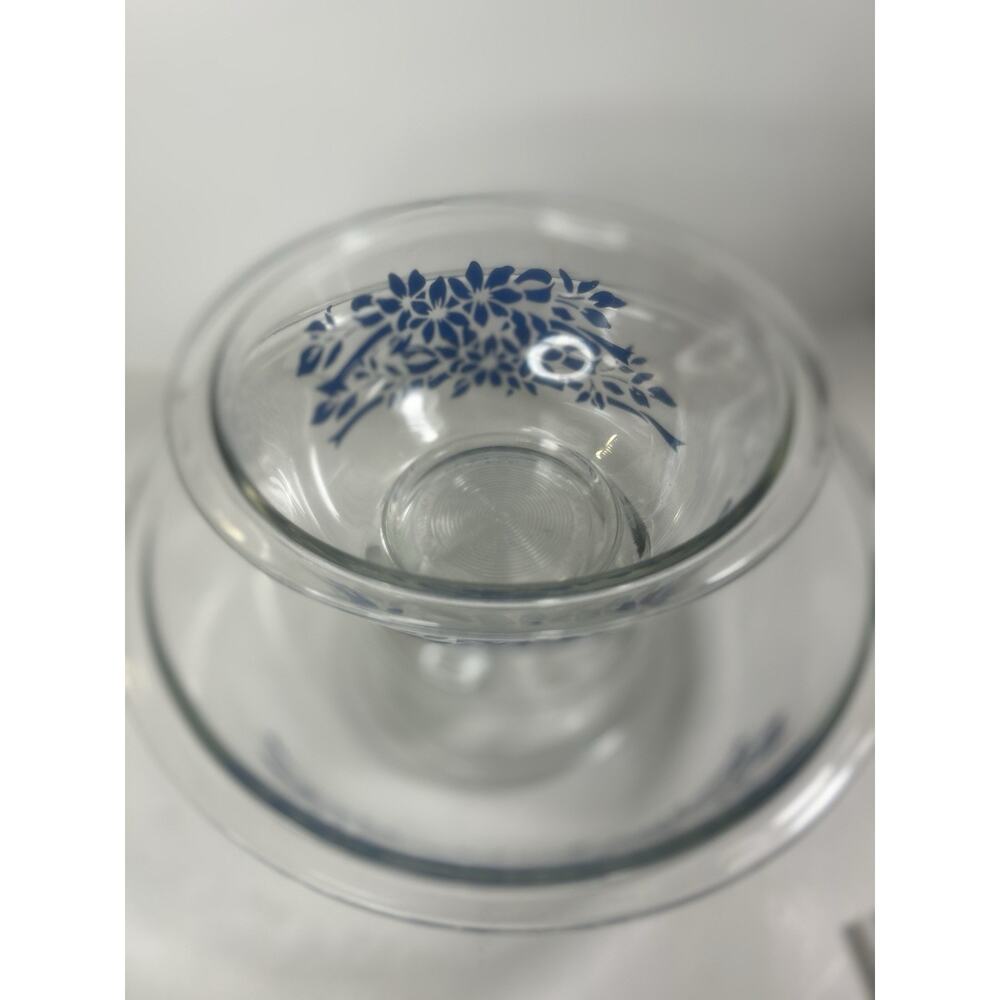 Pyrex Blue Ribbon Serving Mixing Bowl 2 Pc Set made in USA 322 325 - Picture 8 of 9